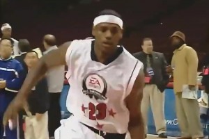 青春回忆当年NBAlive04宣传片，姚明幼詹等球星出镜